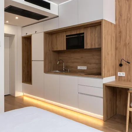Hotel Lumen Living 4*
